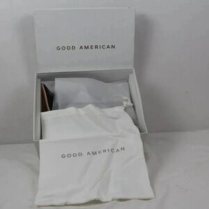 GOOD AMERICAN